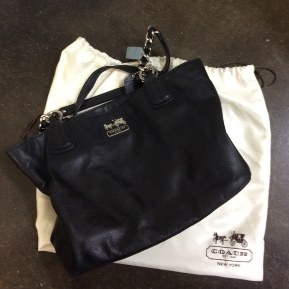 Coach Handbags - Beautiful Coach Handbag